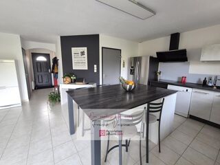  Maison  vendre 6 pices 75 m