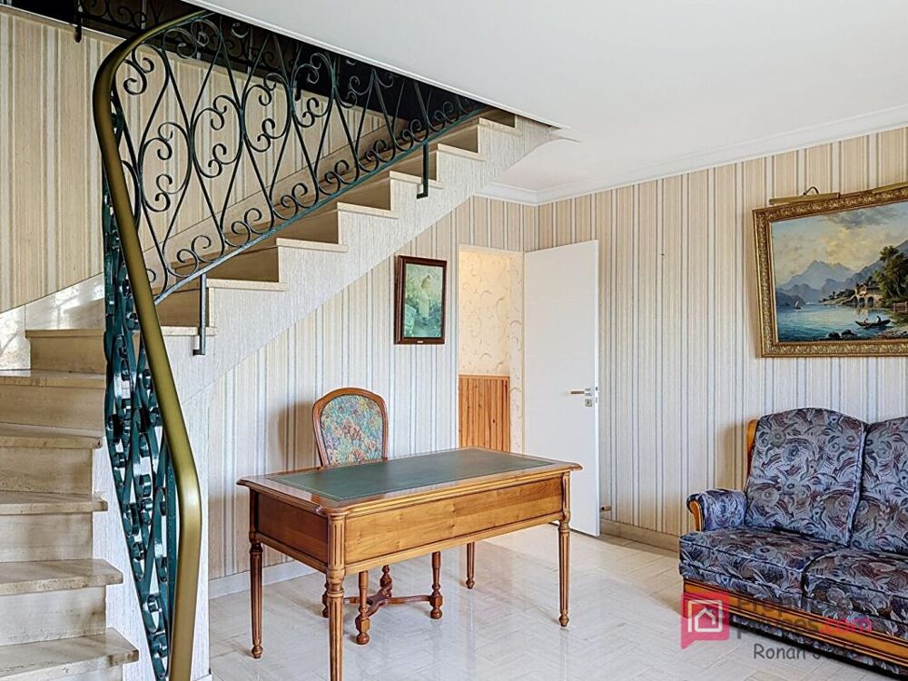 Vente Maison Maison Sautron 8 pièce(s) 172 m2 Sautron