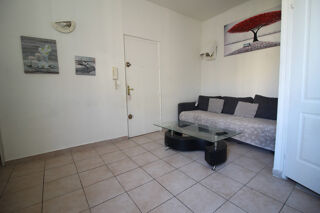 Immeuble à vendre 213 m²