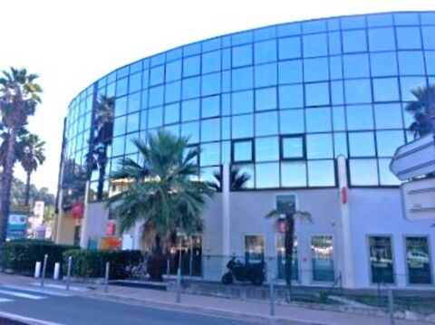 A louer, Bureau, 18 m², Saint Isidore, Nice 535 06200 Nice