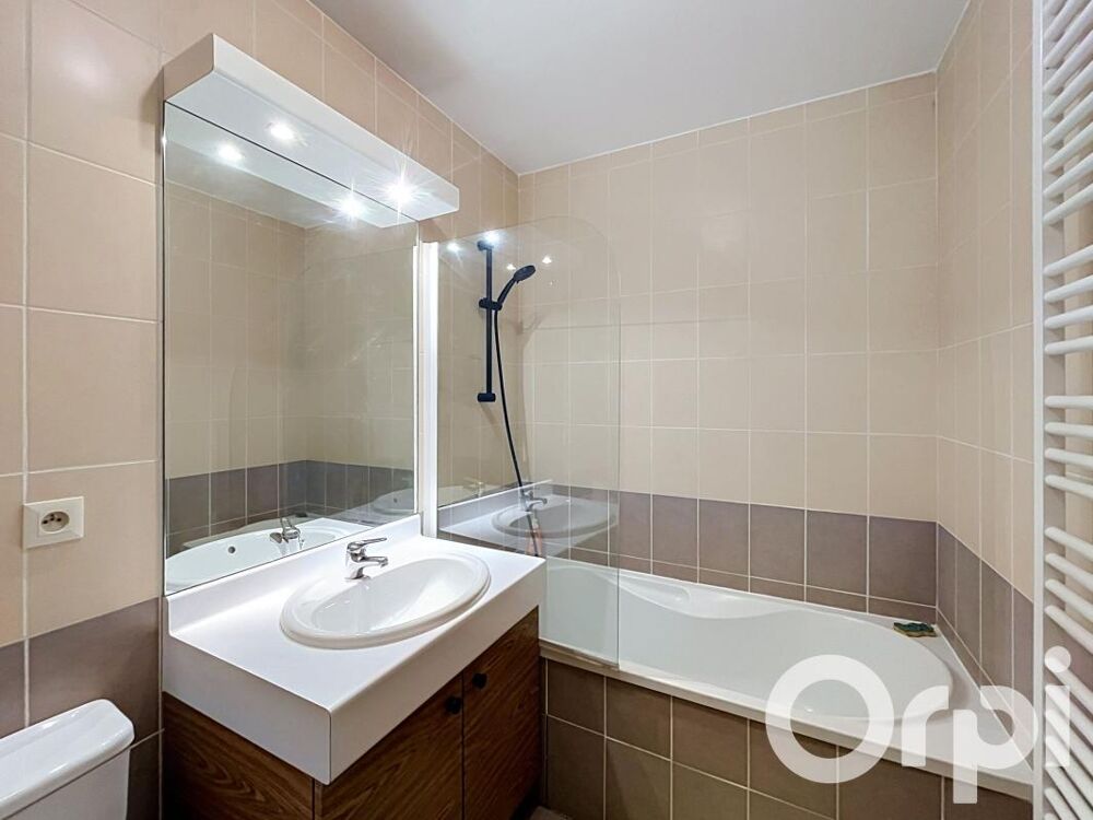 Location Appartement T2 meublé à louer au 22 Rue Jean Jaurès 69100 Villeurbanne Villeurbanne