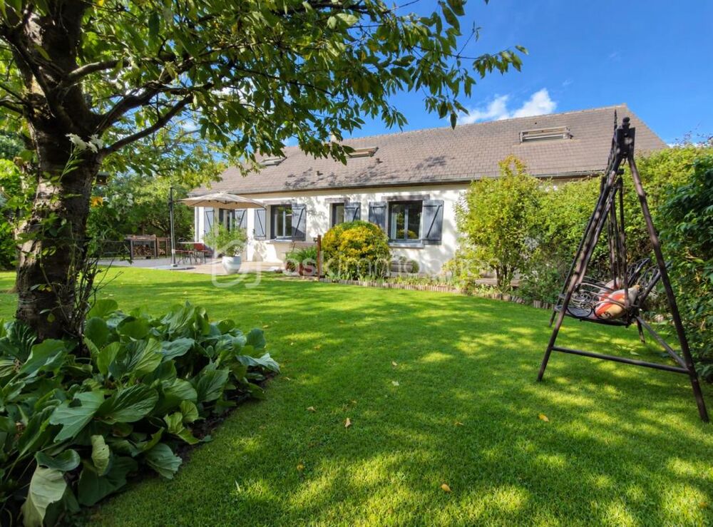 Vente Maison Chauconin-Neufmontiers – Maison rénovée 4/5 chambres, studio indépendant et terrain de 900 m² Chauconin neufmontiers
