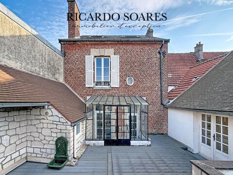   FLEURINES 60700 - MAISON DE VILLE 207m2 / 3 CHAMBRES + 2 STUDIOS / TERRASSE / TERRAIN 534m2 / SOUS-SOL TOTAL Maison - 9 pi�ce(s) - 207 m�