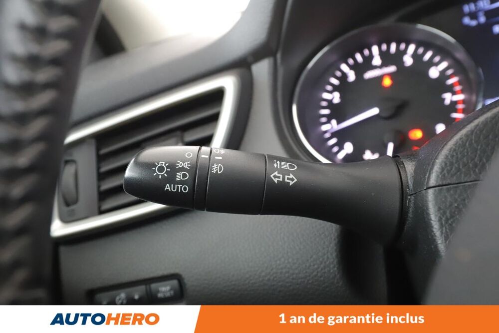 Qashqai 1.2 DIG-T Tekna 115 ch 2016 occasion 92130 Issy-les-Moulineaux