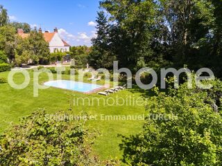  Propri�t�/ch�teau � vendre 12 pi�ces 453 m�