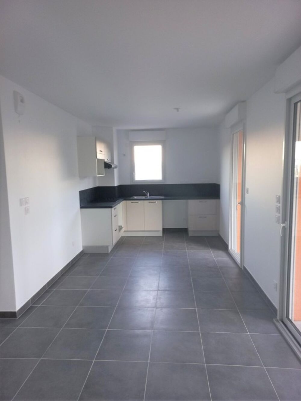 Location Appartement T3 avec parking et balcon à Cavalaire Sur Mer RESIDENCE VAL D'AZUR Cavalaire sur mer