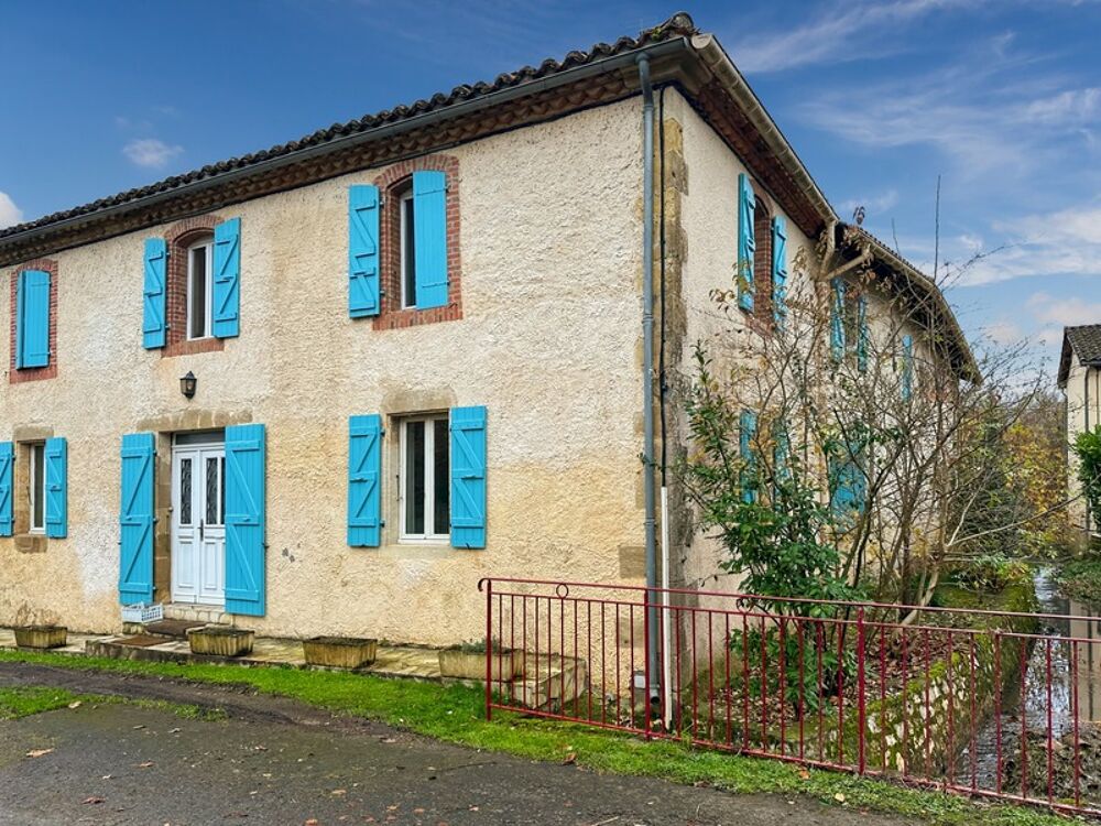 Vente Immeuble Immeuble de rapport - 580 m2 - RIGUEPEU - 4 logements avec jardin Riguepeu