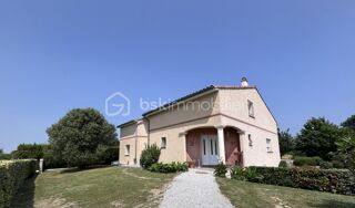  Maison � vendre 6 pi�ces 270 m�