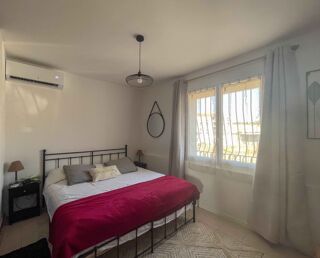  Immeuble à vendre 13 pièces 239 m²
