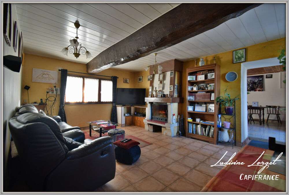 Vente Maison Maison 6 pièces, 4 chambres – 174 m² habitables- grenier- cave-bucher- terrain de 598 m²-dépendance située entre Château-Thierry Chateau thierry