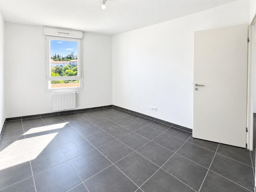 Location Appartement T3 avec terrasse et parking à Nimes Nimes