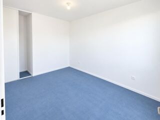  Appartement à louer 2 pièces 38 m²