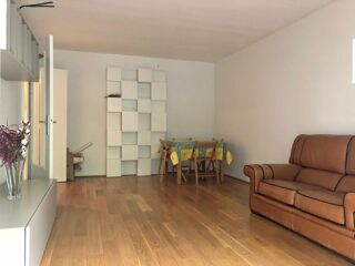  Appartement à louer 3 pièces 62 m² Courbevoie