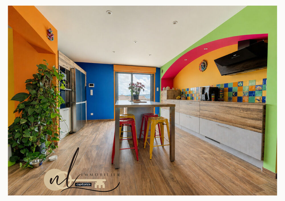 SOLEYMIEU  Maison 5 pièces entièrement rénovée avec vue dégagée, SPA, dépendance et possibilité despace professionnel indépend