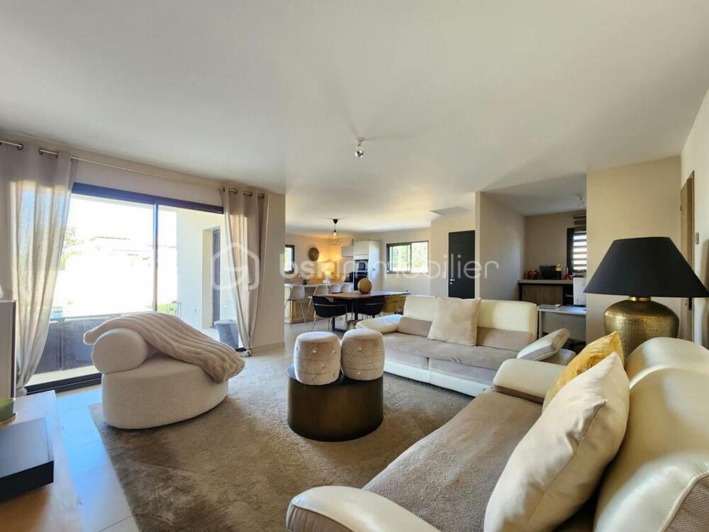 Vente Villa VILLA RÉCENTE DE PLAIN-PIED DE 113 M² – PARCELLE PISCINABLE 472 M² Pezenas
