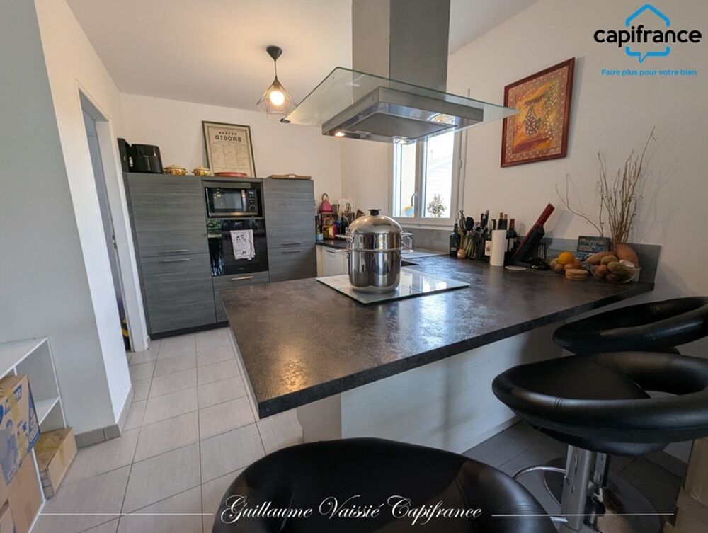 Vente Maison Maison à vendre 5 pièces - 3 chambres - VOUNEUIL SOUS BIARD (86) Vouneuil sous biard
