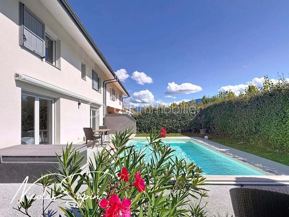 Maison jumelée de 102m2 avec piscine RT 2012