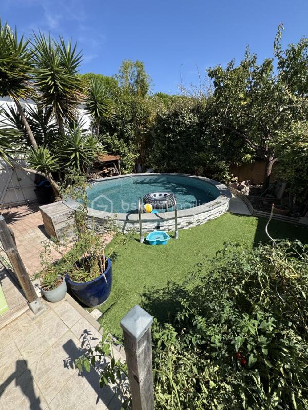 Vente Villa 34500 BEZIERS -HAUT DE FONTNEUVE - VILLA 110m2 - GARAGE - PANNEAUX SOLAIRES -TERRASSE - POTAGER - PISCINE SEMI ENTERREE Beziers