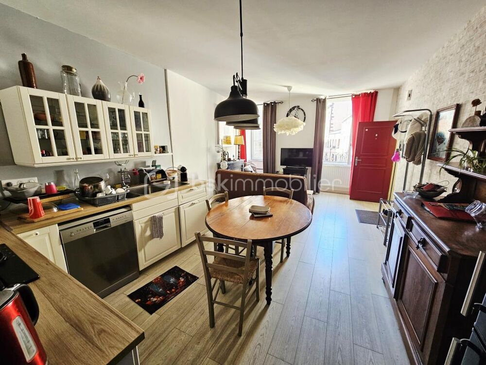 Appartement T3 rénové en centre-ville de Clermont-Ferrand