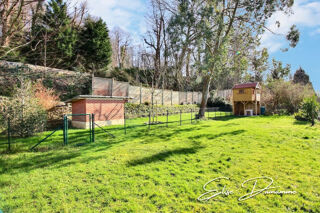  Maison à vendre 8 pièces 241 m²