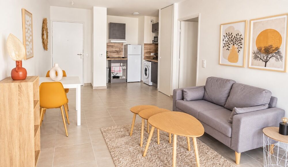 T2 meublé avec parking et terrasse à TOULON