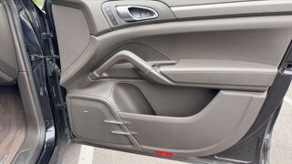 Cayenne II 3.0 S E-hybrid 416 4X4 Tiptronic 7 Platinium Edition - To 2017 occasion 92500 Rueil Malmaison