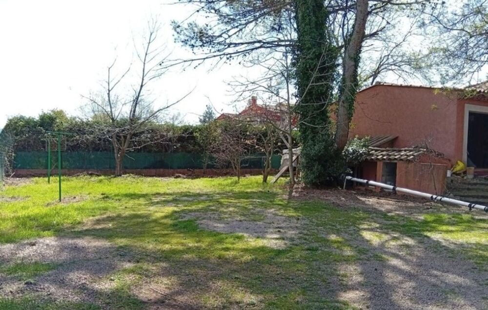 Vente Maison Maison à vendre a le Luc en provence 8334  (83) 4 chambres double garage et piscine Le luc
