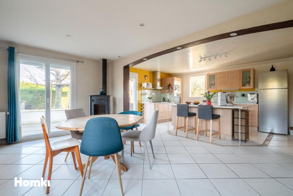 Maison/Villa T6 de 171m² à Simandres 69360 à proximité de Saint Symphorien d'Ozon