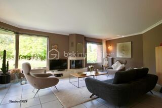  Propriété/château à vendre 8 pièces 185 m²