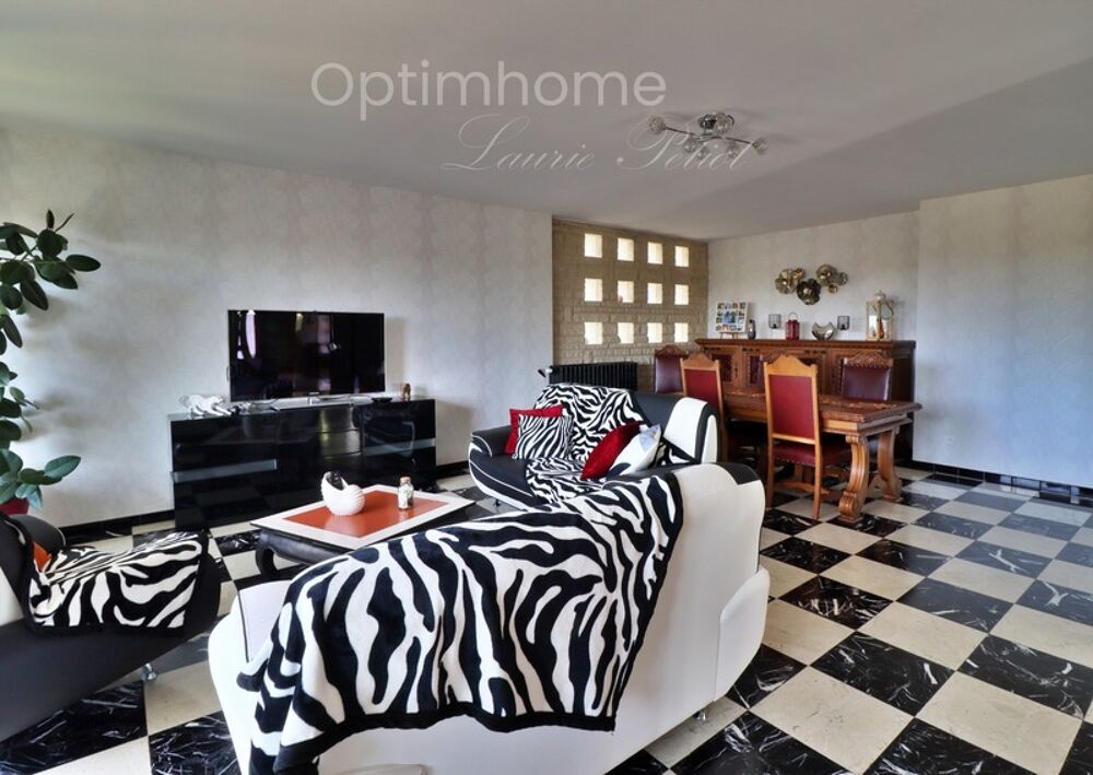 Coup de coeur - Rare à la vente ! Magnifique maison contemporaine de 225 m² avec vue sur le château