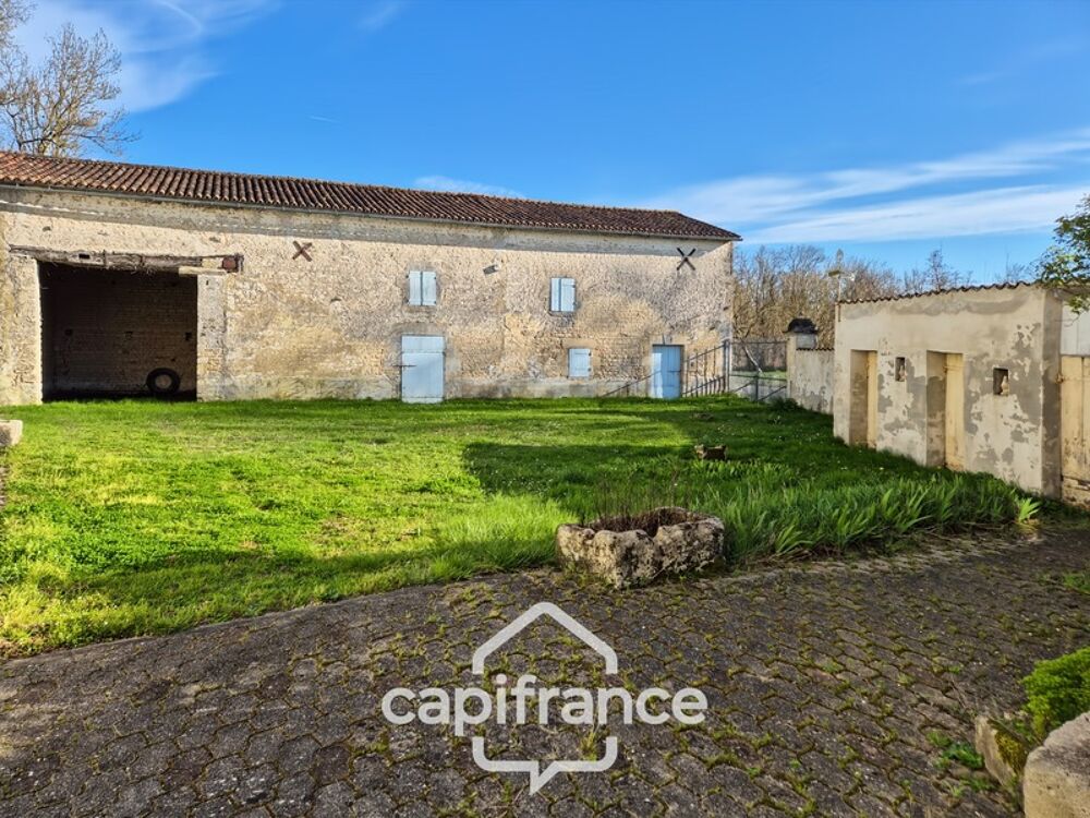 Propriété à vendre 7 pièces SAINT PARDOULT (17) sur plus de 2 hectares de terrain
