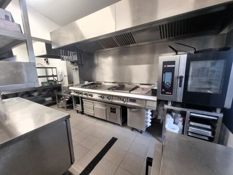   ILE D'OLERON (17) A Vendre Murs & Fonds commerce restaurant emplacement n�1 Port de LA COTINIERE 