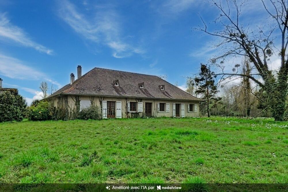 Vente Maison Maison de caractère avec un lac privé Saint denis de pile