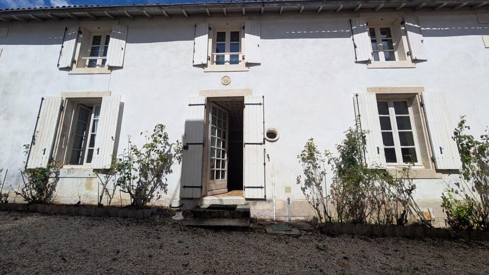 Vente Maison Maison en pierre à rénover à Saint-Gelais – 97 m² – 2 chambres – Vente directe, zéro frais d'agence Saint gelais