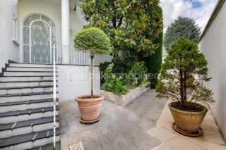  Maison à vendre 8 pièces 310 m²
