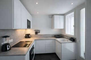  Appartement à louer 4 pièces 67 m²