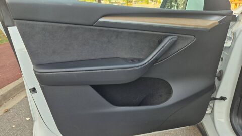 Model Y 275 Rwd Standard Range 2022 occasion 18000 Bourges