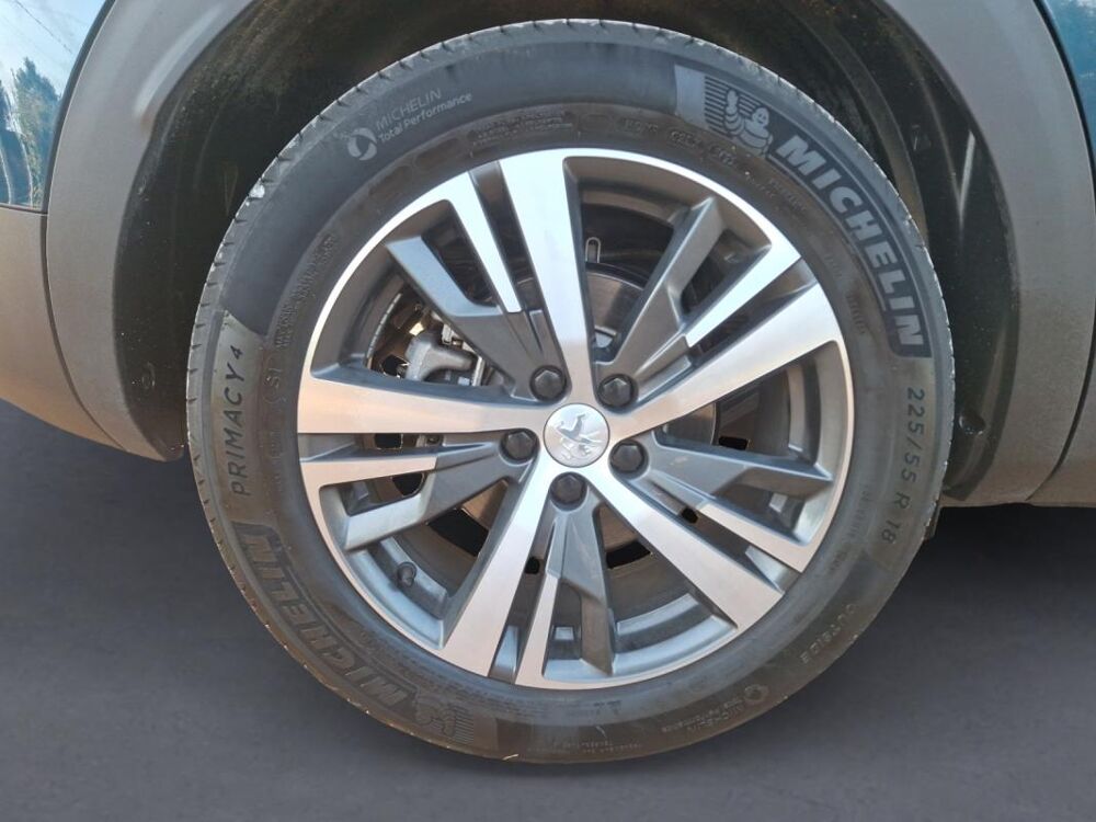 3008 II (2) 1.6 HYBRID 225 ALLURE PACK E-EAT8 2022 occasion 55800 Contrisson