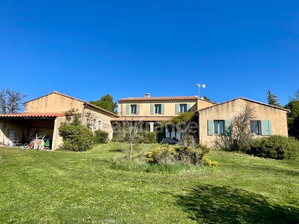 À VENDRE  Superbe maison avec vue exceptionnelle à Saint-Saturnin-lès-Apt 84490