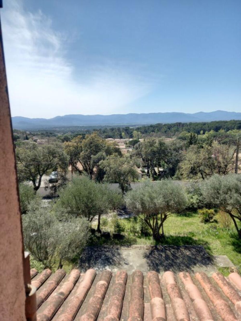 VIDAUBAN, quartier résidentiel villa 3 chambres avec étage partiel