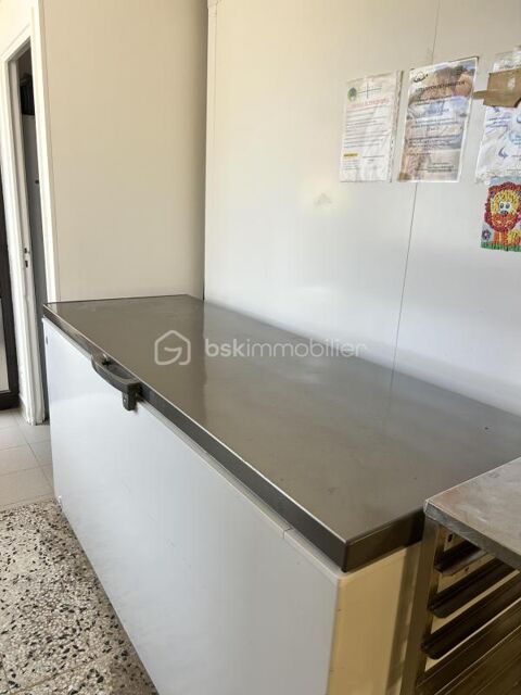   ## BOULANGERIE CLÉ EN MAIN + TERRASSE + LOGEMENT + PARKING – OPPORTUNITÉ RARE 