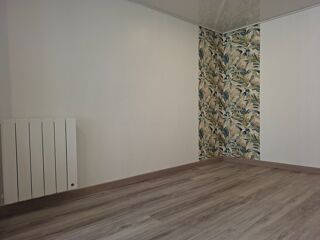Vente Maison Ancienne bâtisse entièrement rénovée avec gout, au cœur des Alpes Mancelles, écoles et commerces au pied, aucun travaux à prévoi Fresnay sur sarthe