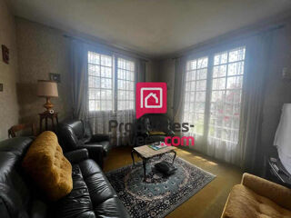  Maison � vendre 8 pi�ces 205 m�