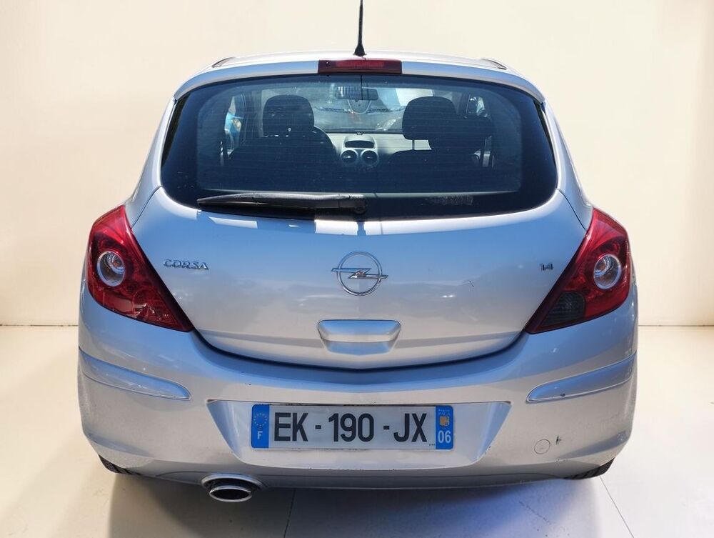 Corsa 1.4 TWINPORT 90 COSMO 3P 2007 occasion 06640 Saint-Jeannet