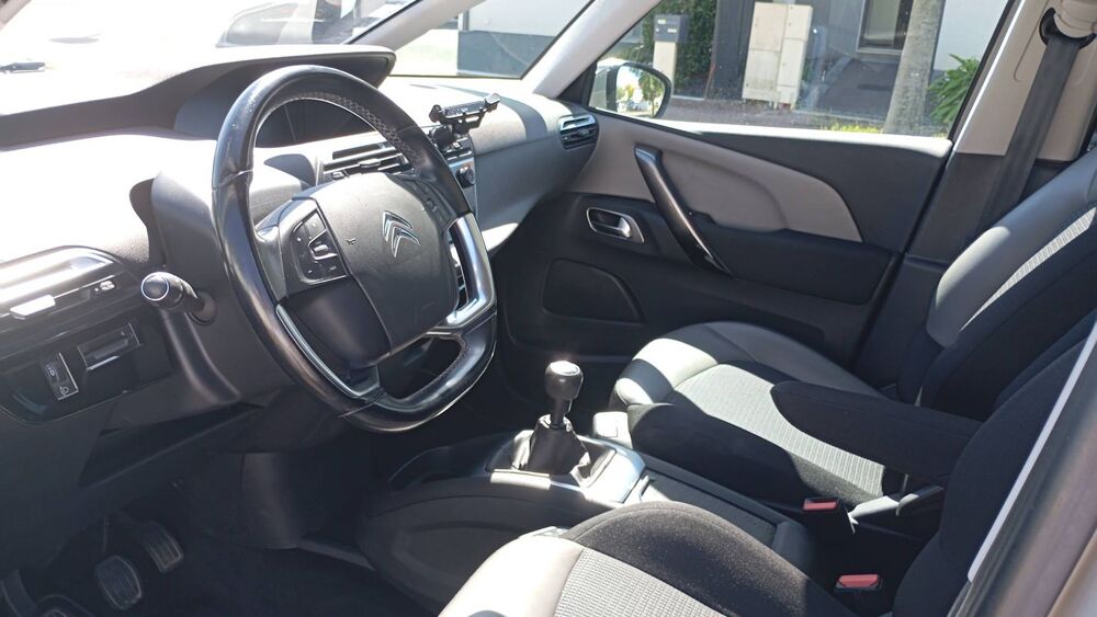 C4 Picasso 1.6 BlueHDi 115 Shine 2018 occasion 85800 Saint Gilles Croix De Vie