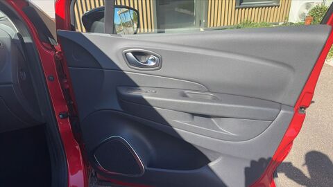 Captur I 0.9 TCe 90 Intens 2017 occasion 38300 Bourgoin Jallieu