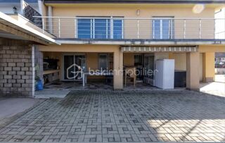  Maison � vendre 8 pi�ces 262 m�