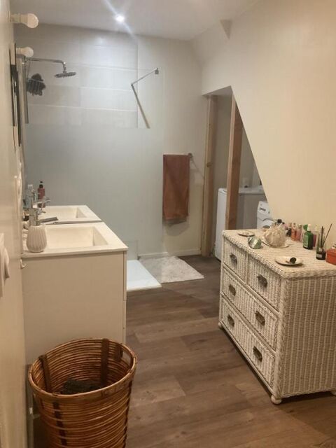  Appartement � louer 5 pi�ces 120 m�