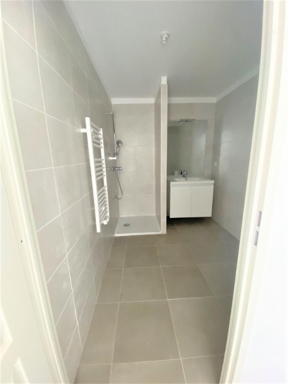 Location Appartement T2 avec terrasse et parking à SAINTE-MAXIME Sainte maxime