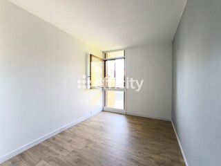  Appartement � vendre 4 pi�ces 72 m�